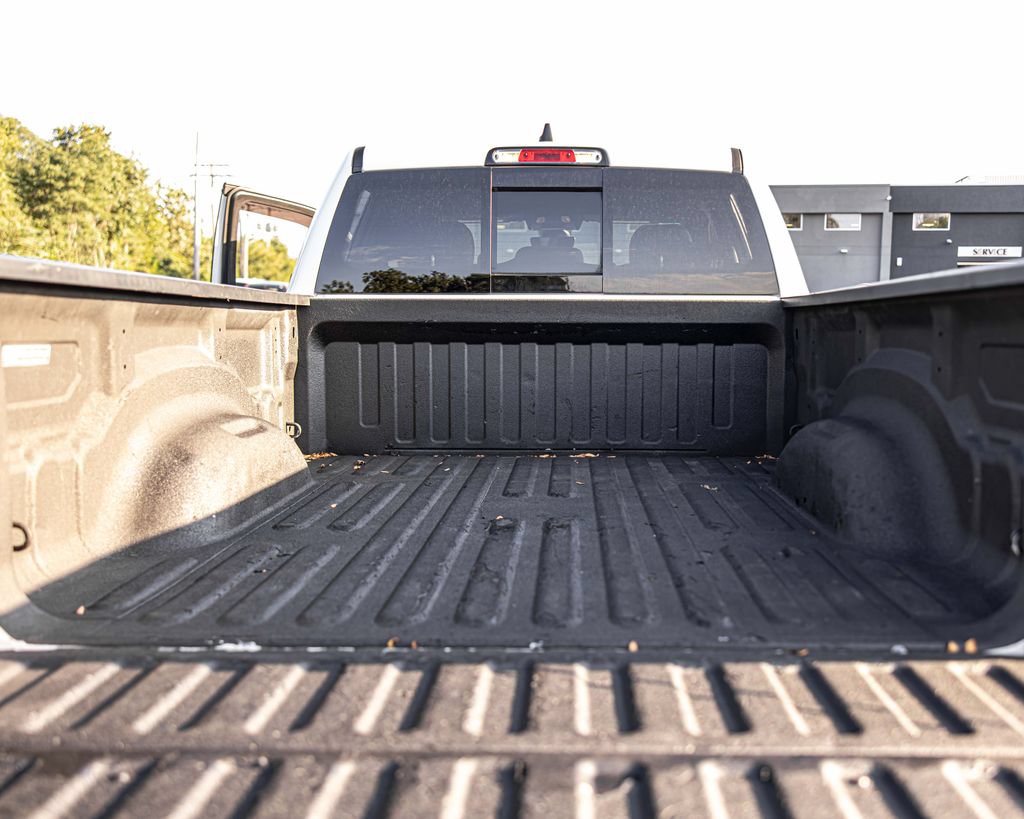 Used 2020 RAM 1500 Big Horn AWD/4WD image 11