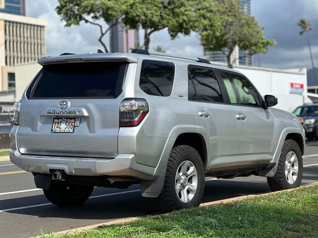 Used 2019 Toyota 4Runner SR5 image 5