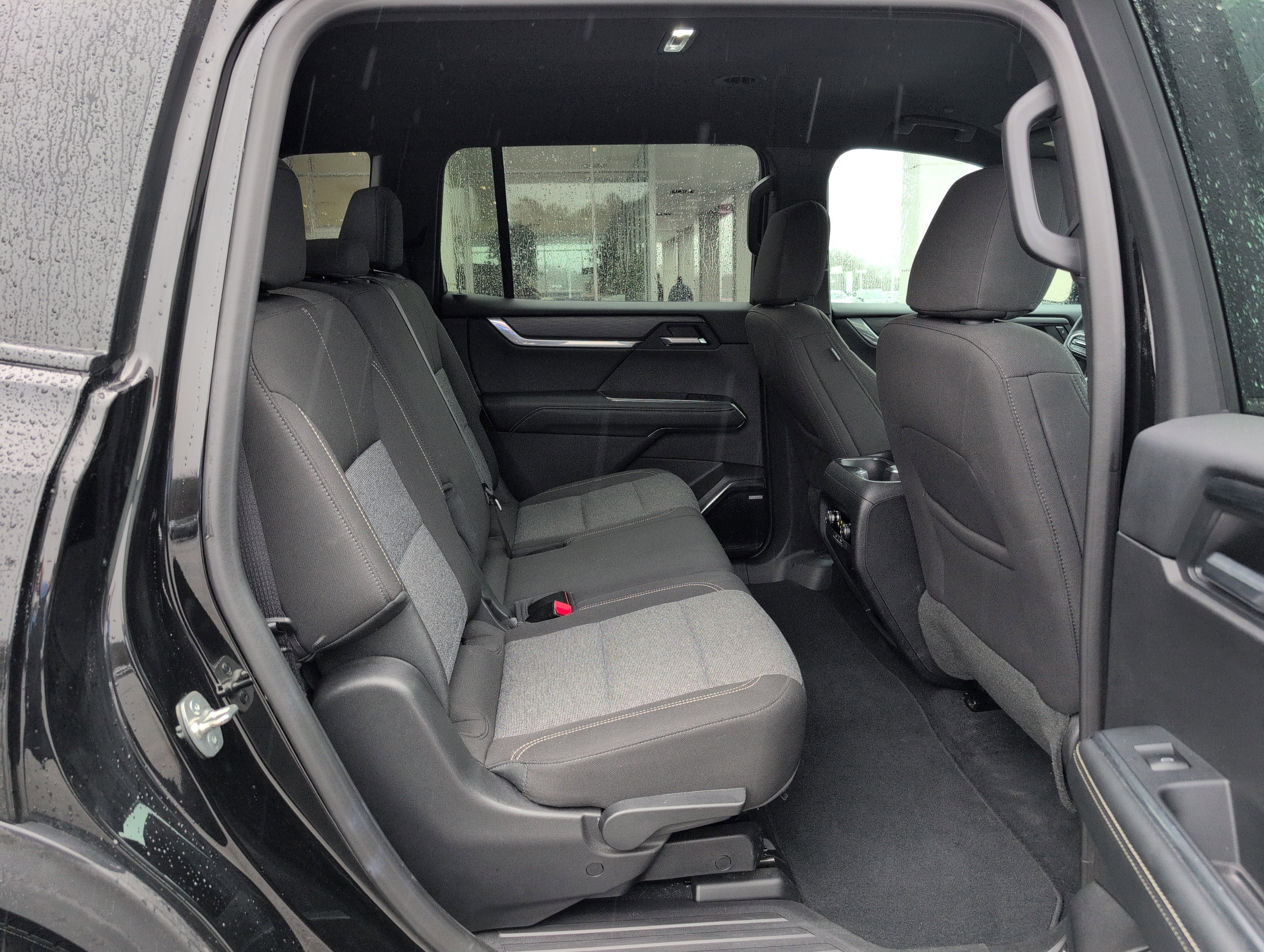 Used 2025 GMC Acadia Elevation image 33