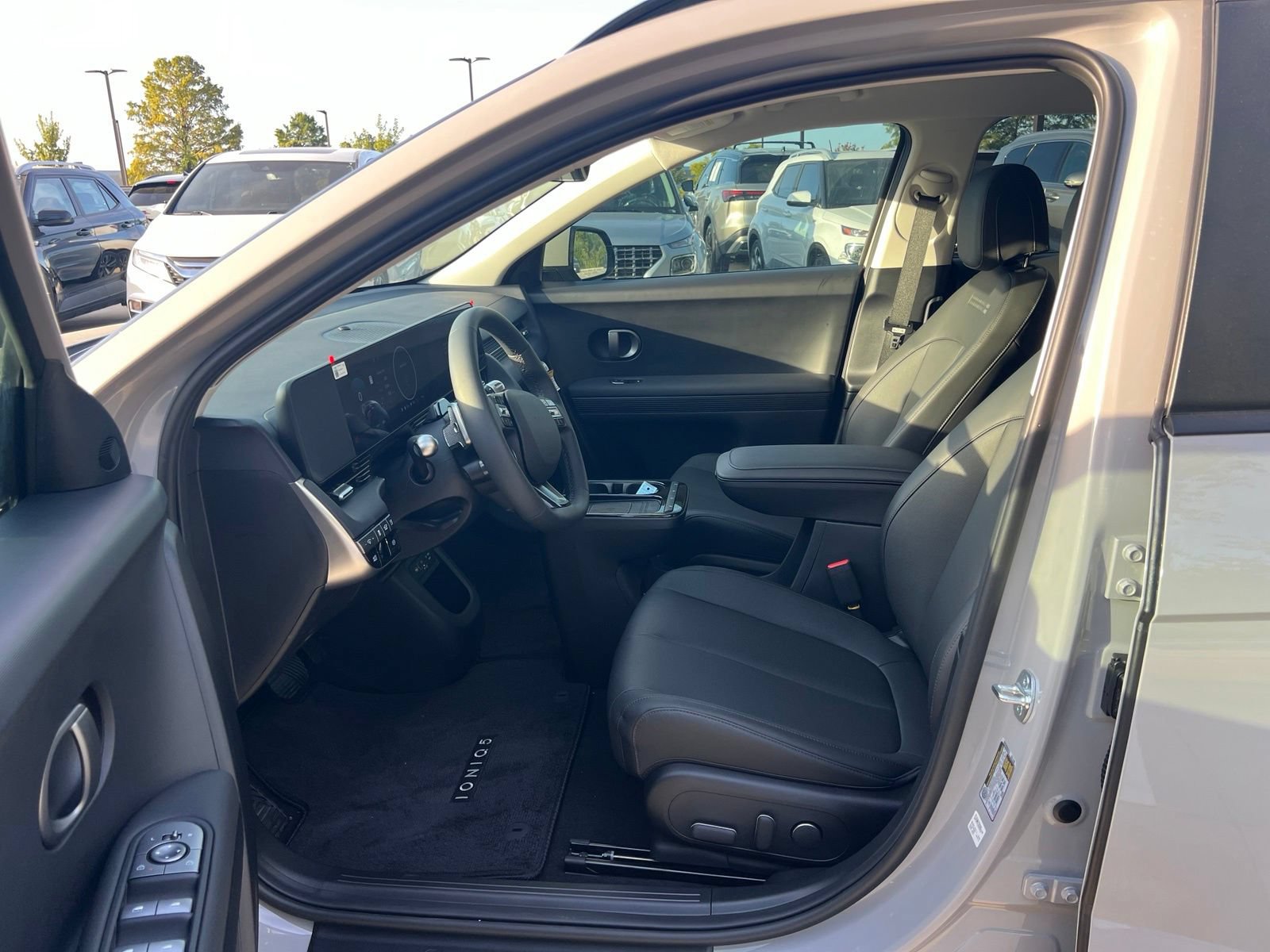 New 2027 Hyundai Ioniq 5 SEL RWD image 23