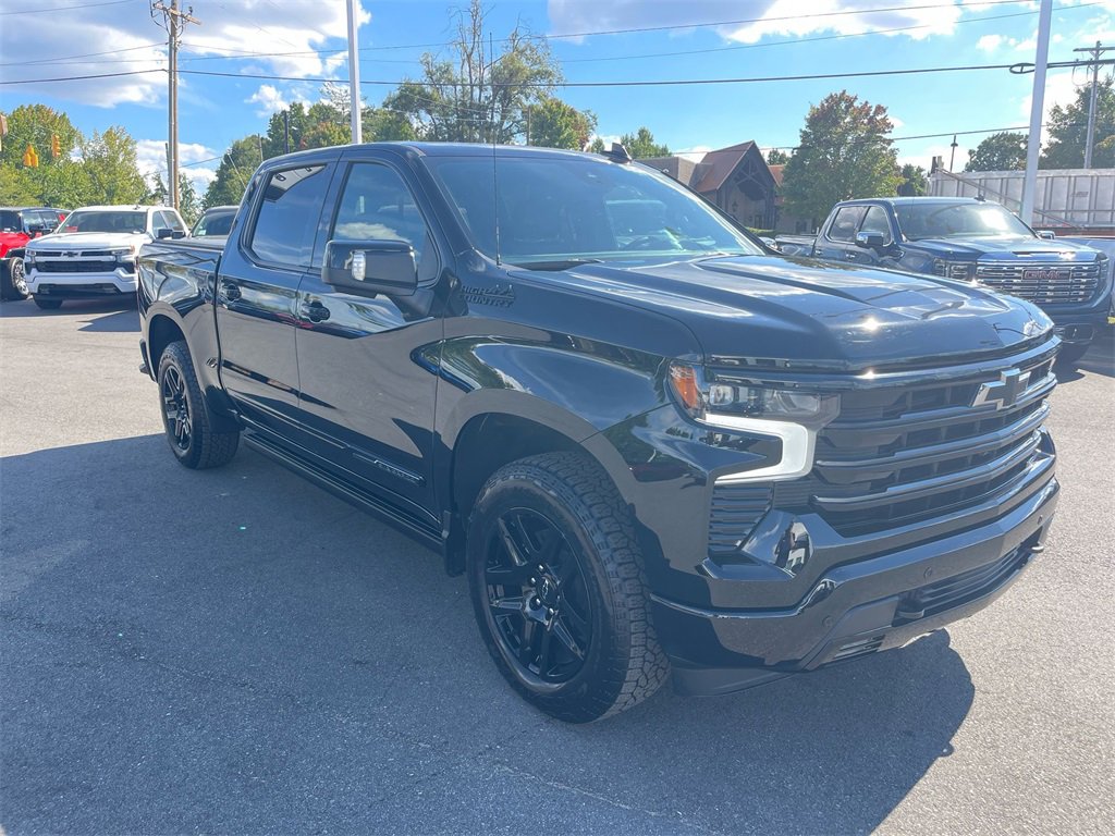 Used 2025 Chevrolet Silverado 1500 High Country w/ Midnight Edition image 7