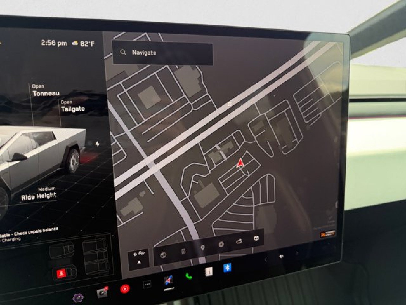 Used 2024 Tesla Cybertruck AWD Crew Cab image 15