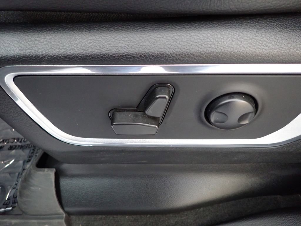 Used 2022 RAM 1500 Laramie w/ Sport Appearance Package AWD/4WD image 25