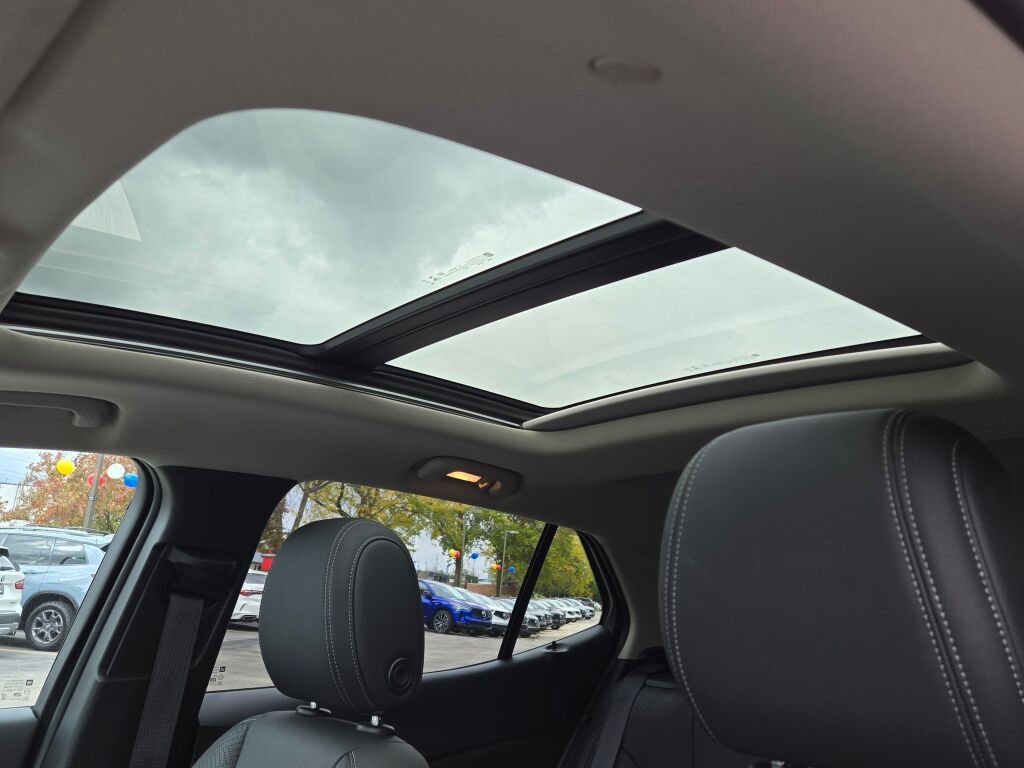 Used 2022 Buick Encore GX Essence w/ Experience Buick Package image 25