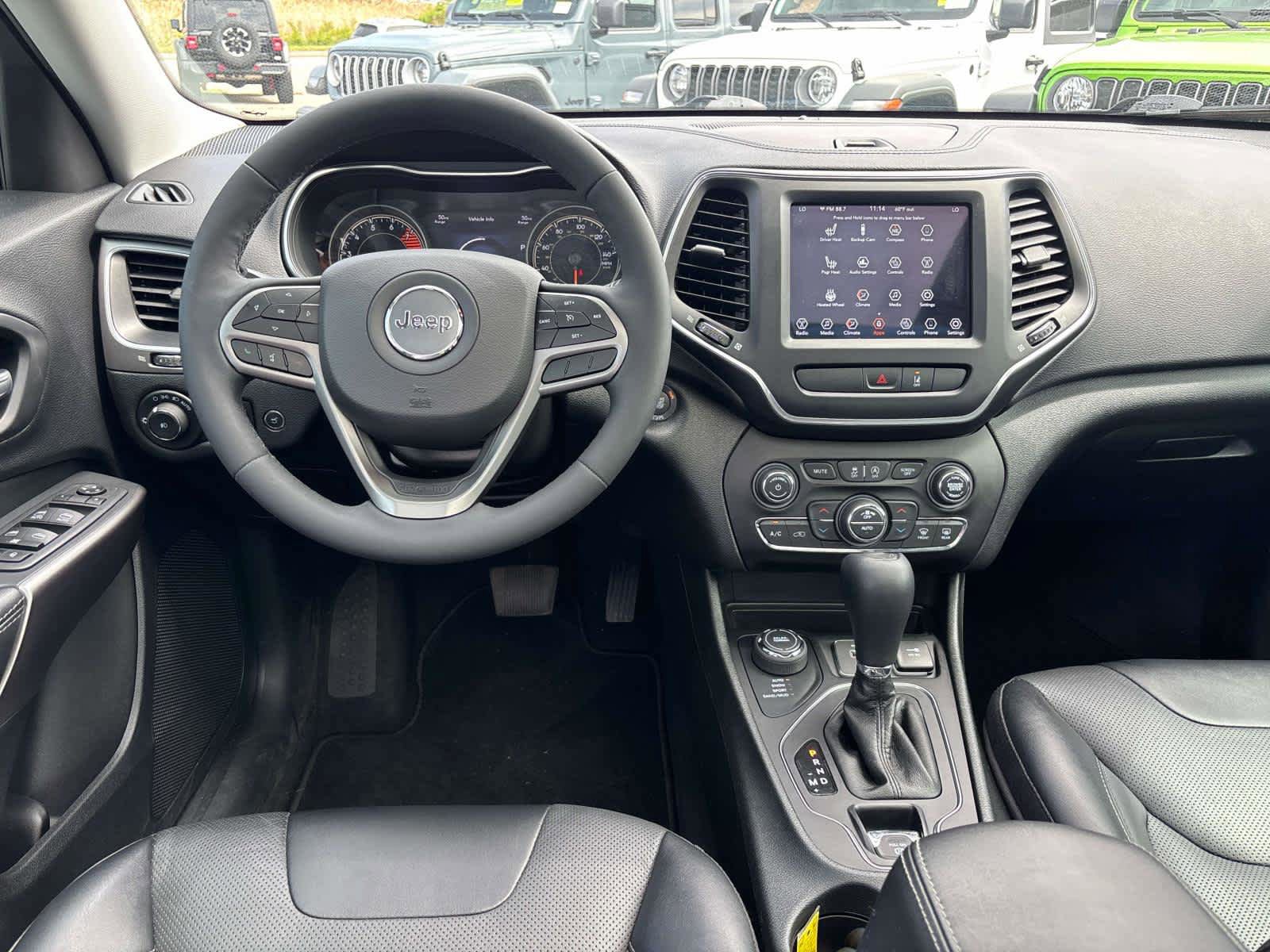 Certified 2022 Jeep Cherokee Latitude Lux w/ Sun & Sound Group AWD/4WD image 12