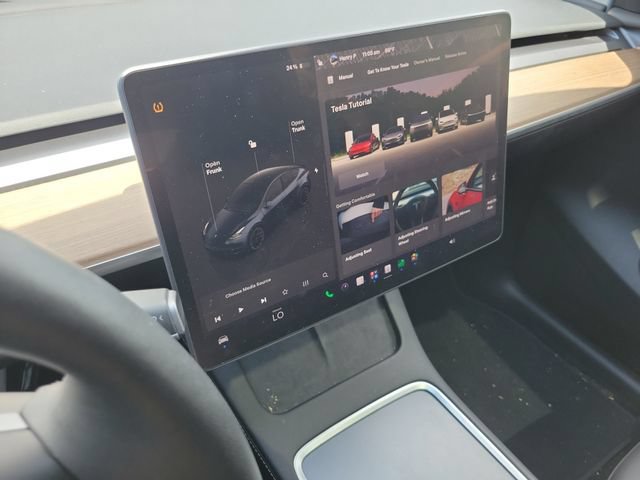 Used 2024 Tesla Model Y 2WD image 24
