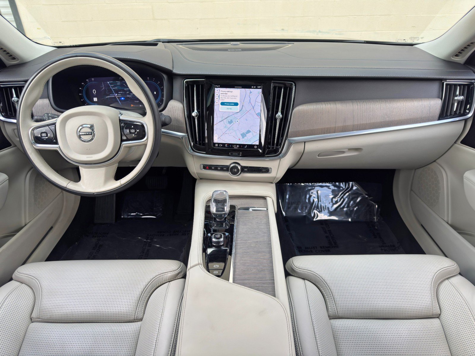 Used 2023 Volvo S90 B6 Ultimate w/ Protection Package Premier AWD/4WD image 13