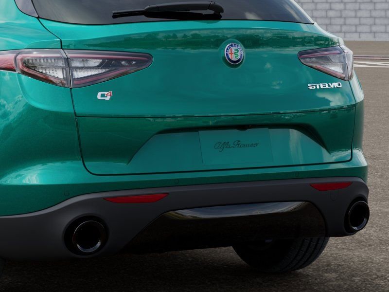 New 2025 Alfa Romeo Stelvio Sprint w/ Convenience Package AWD/4WD image 14
