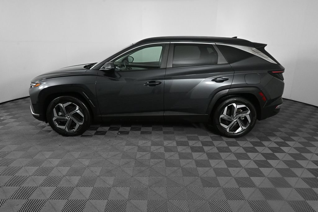Used 2024 Hyundai Tucson SEL w/ Convenience Package FWD image 3