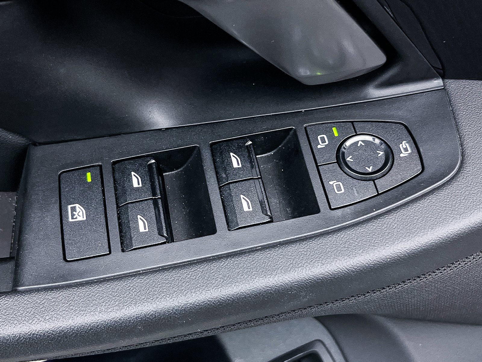 Used 2024 BMW i5 eDrive40i w/ M Sport Package image 20