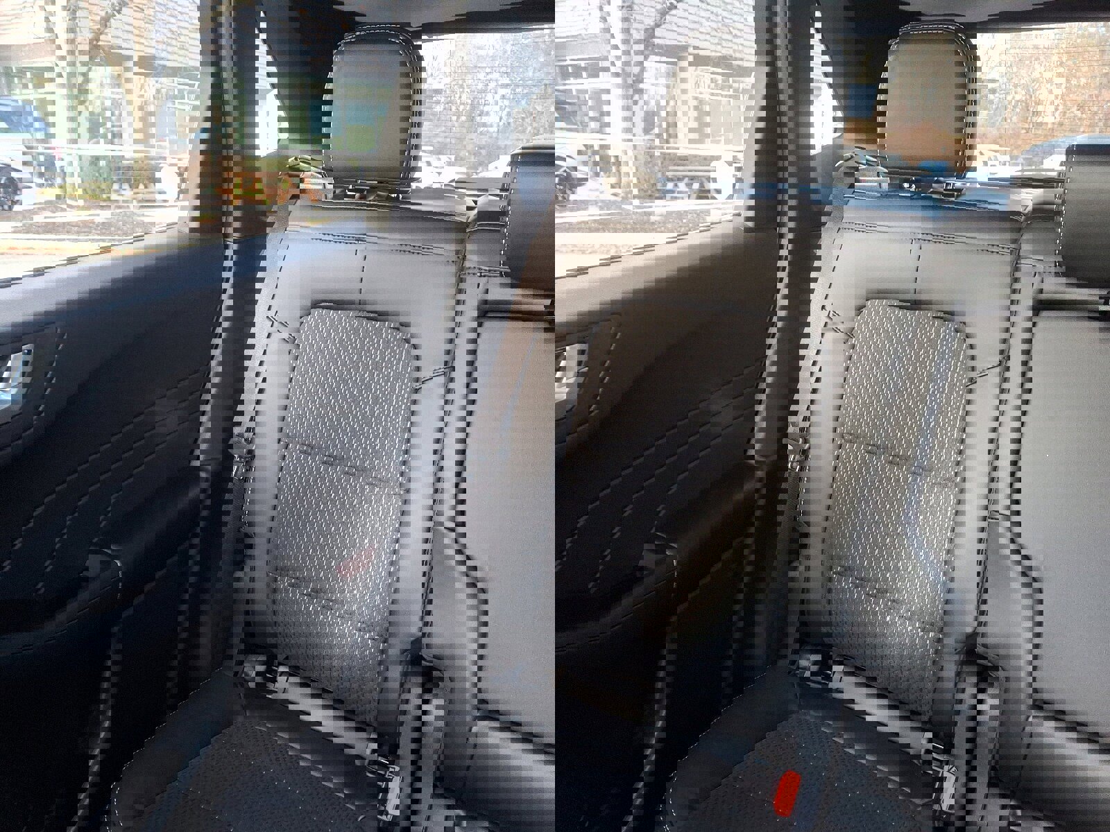 New 2025 Ford Escape Plug-in Hybrid w/ Class II Trailer Tow Package image 12