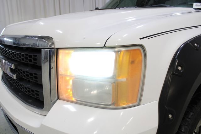 Used 2013 GMC Sierra 2500 W/T AWD/4WD image 32