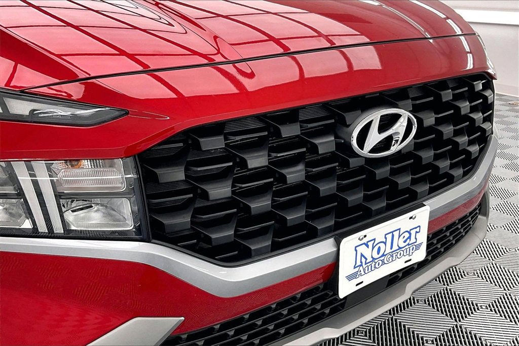 Used 2023 Hyundai Santa Fe SEL w/ Cargo Package image 28