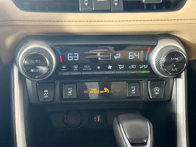 Used 2025 Toyota RAV4 XLE Premium w/ Weather Package AWD/4WD image 17