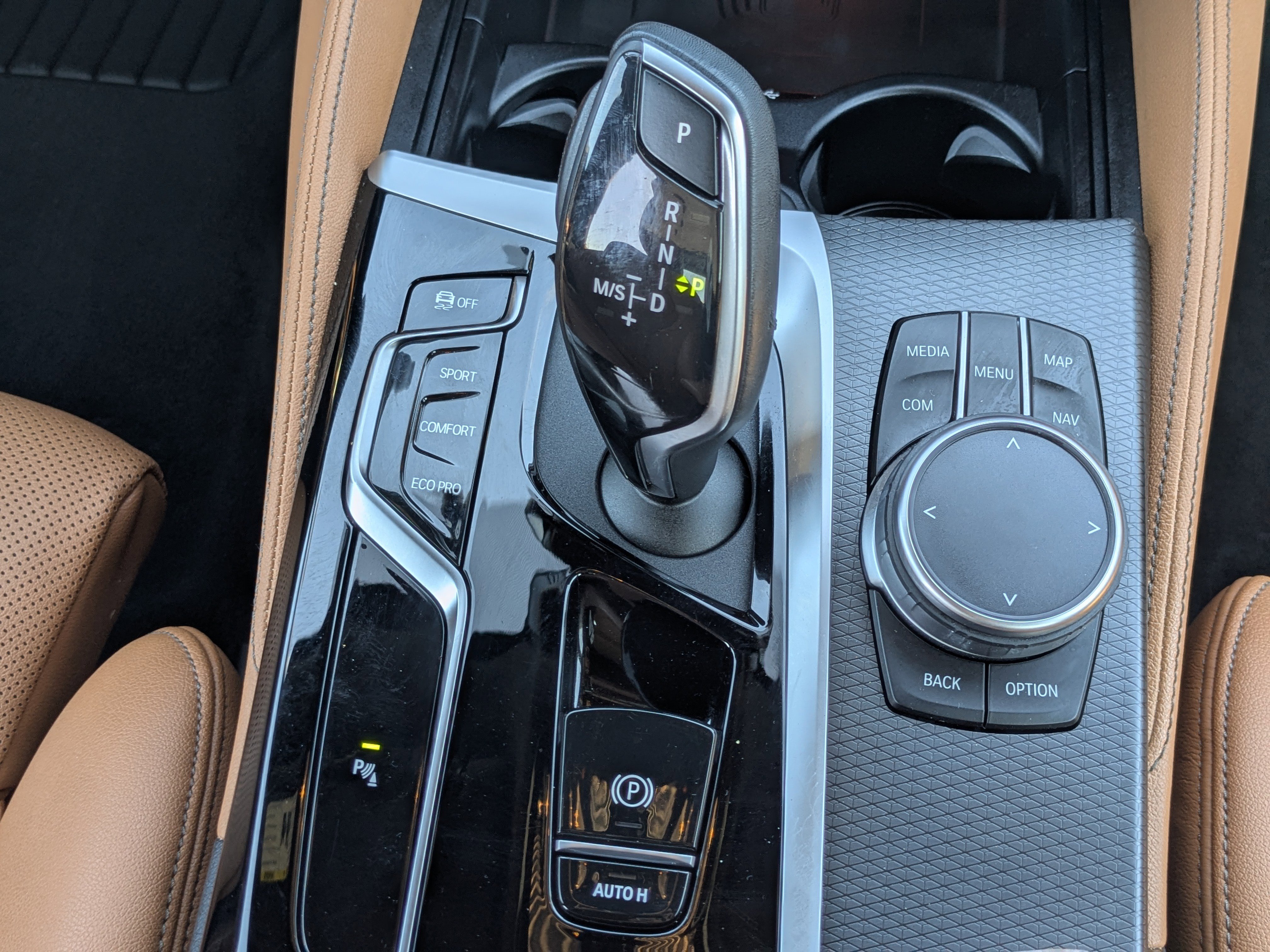 Used 2023 BMW 530i w/ M Sport Package image 16