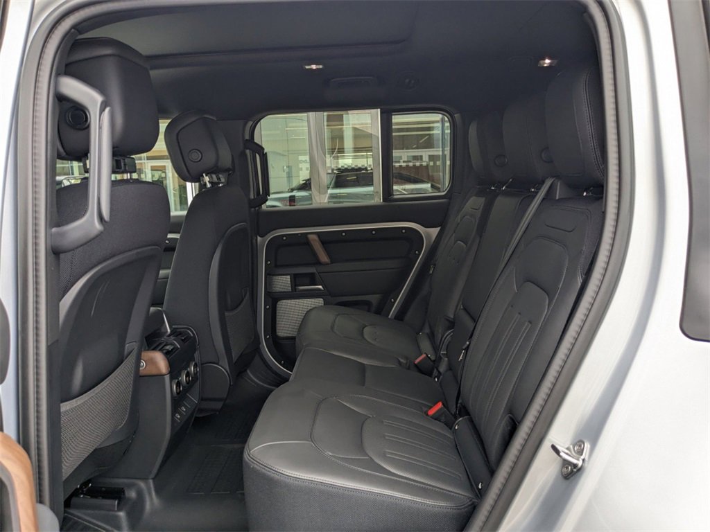 New 2024 Land Rover Defender 130 X image 12