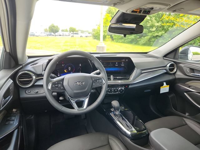 New 2026 Chevrolet Trax ACTIV w/ Driver Confidence Package FWD image 14