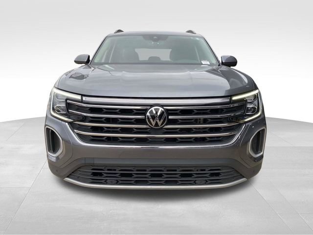 Used 2025 Volkswagen Atlas SE image 6