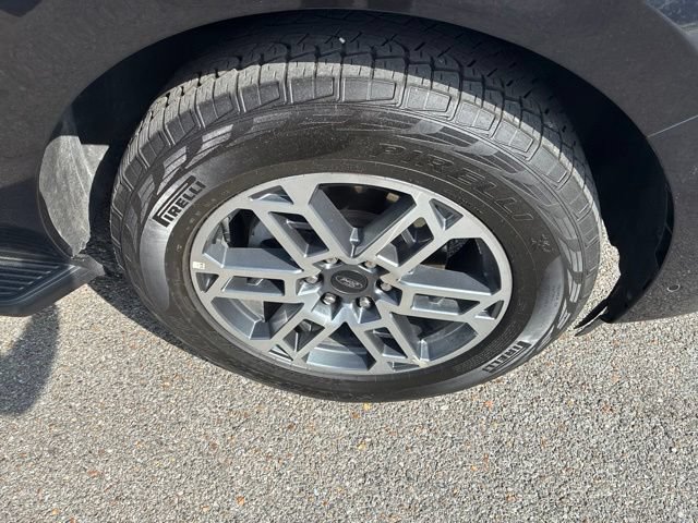 Used 2025 Ford Expedition Max Active AWD/4WD image 22