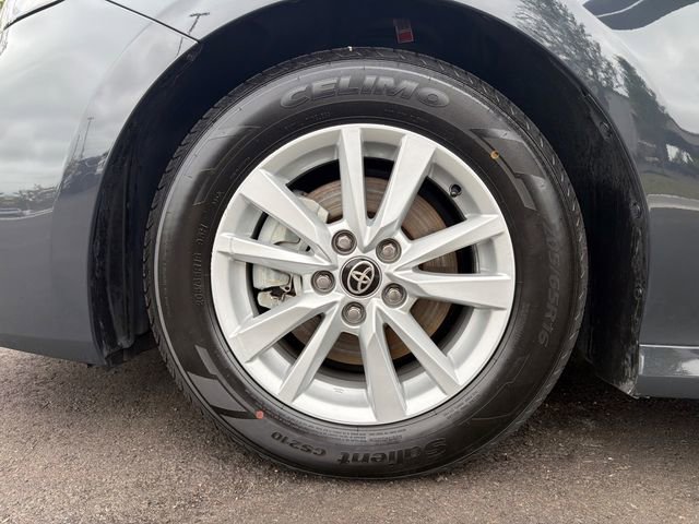 Used 2026 Toyota Camry LE FWD image 15
