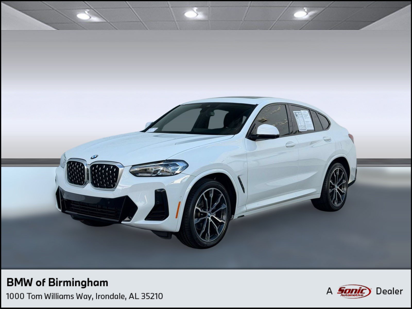 Used 2022 BMW X4 xDrive30i w/ M Sport Package 2