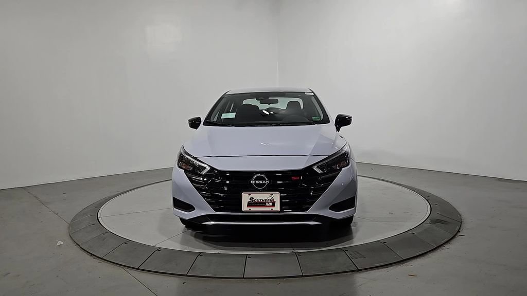 New 2025 Nissan Versa SR w/ Trunk Package image 8
