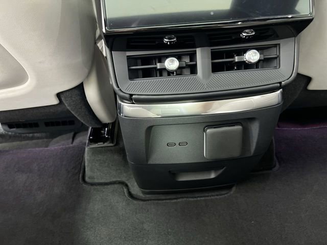 Used 2026 Cadillac Vistiq Sport image 22