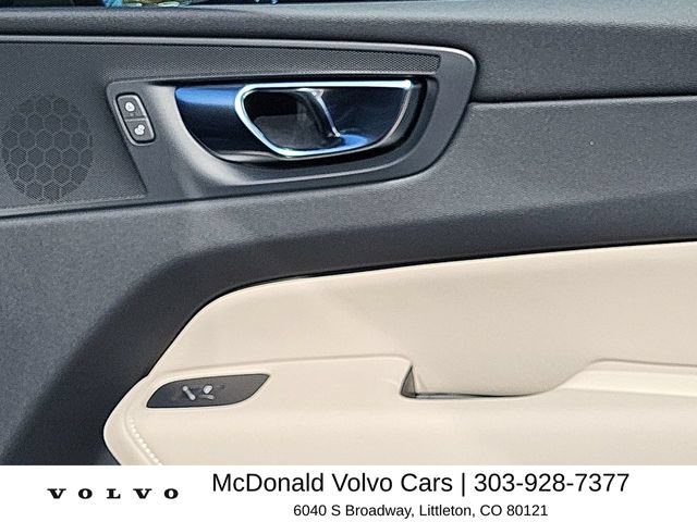 New 2026 Volvo XC60 B5 Plus w/ Protection Package Premier AWD/4WD image 18