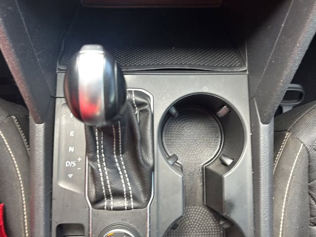 Used 2021 Volkswagen Atlas Cross Sport S image 29