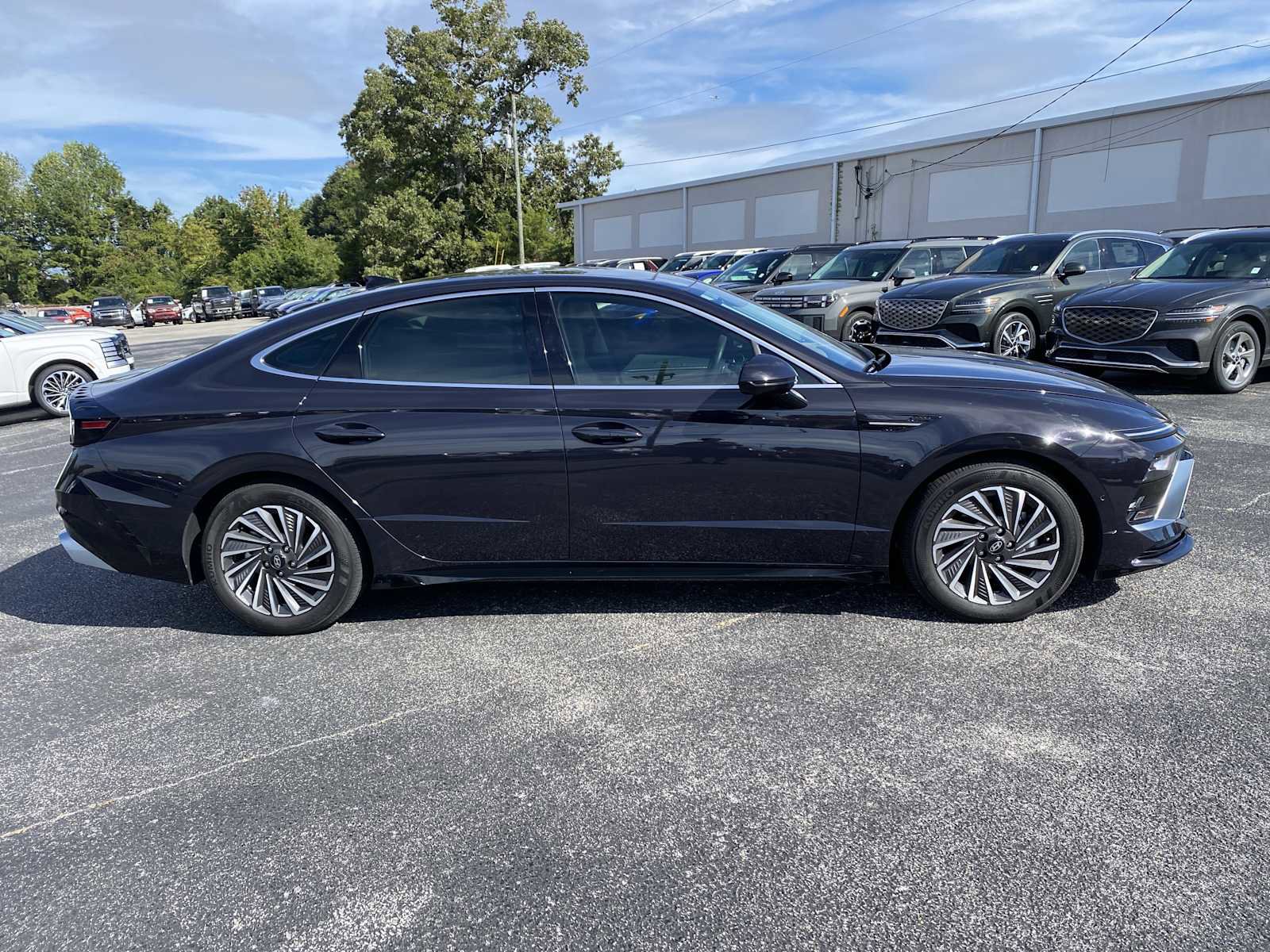Certified 2025 Hyundai Sonata Limited image 4