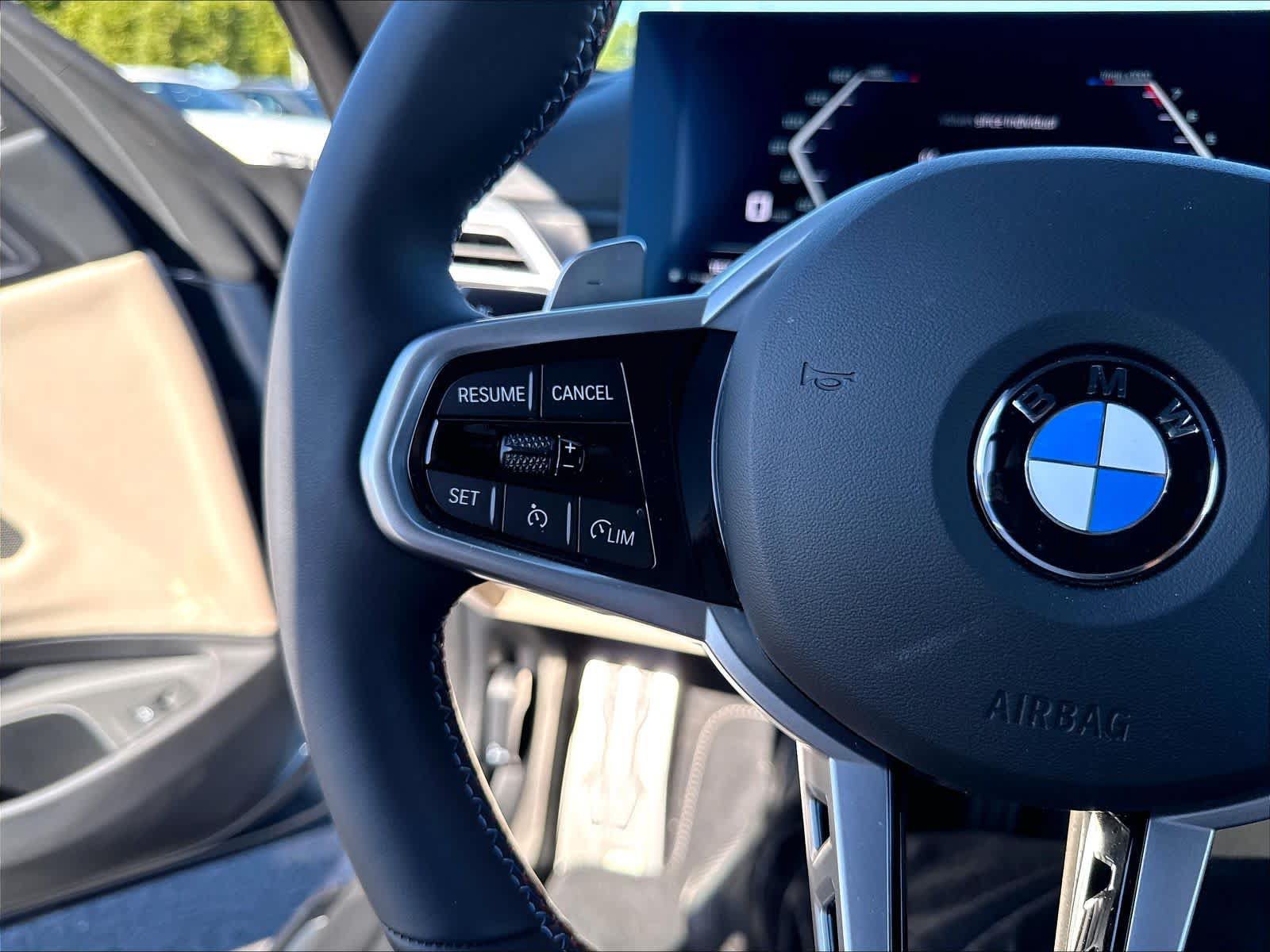 Used 2025 BMW M440i Convertible w/ Premium Package RWD image 13