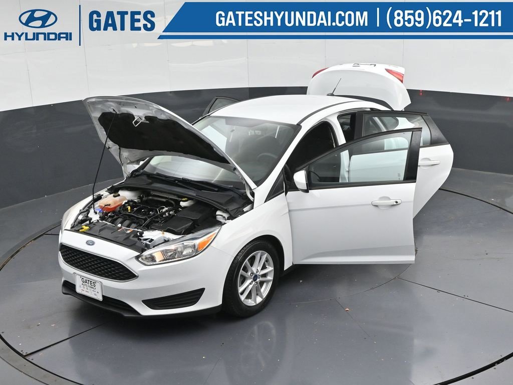 Used 2018 Ford Focus SE image 48
