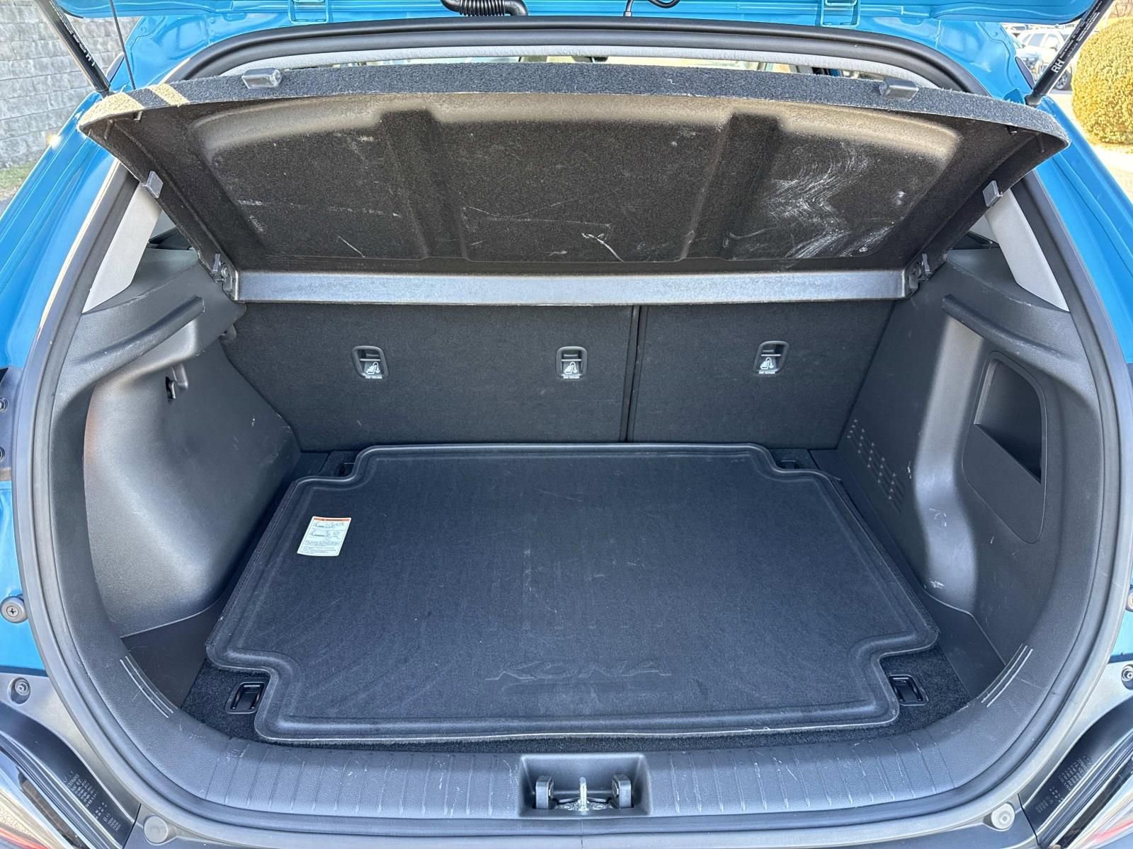 Used 2023 Hyundai Kona SEL w/ Cargo Package image 27