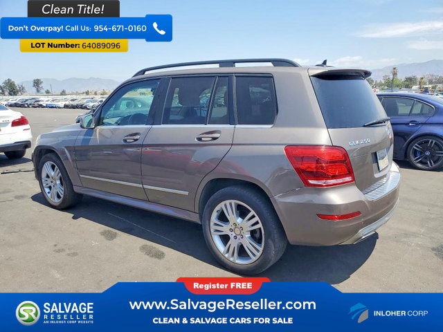 Used 2014 Mercedes-Benz GLK 250 BlueTEC 4MATIC image 3