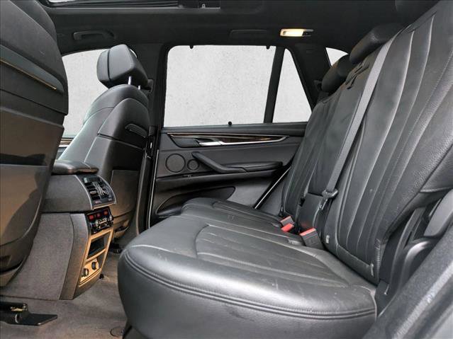 Used 2015 BMW X5 xDrive50i image 19