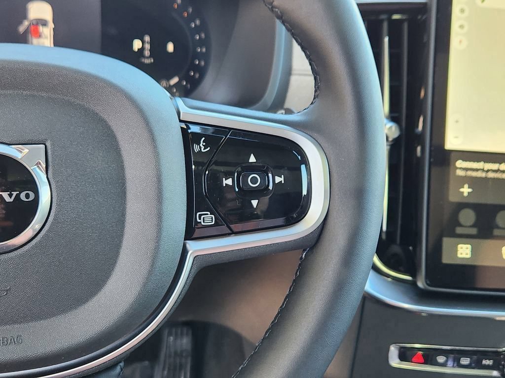 New 2026 Volvo XC90 B6 Plus w/ Protection Package AWD/4WD image 11