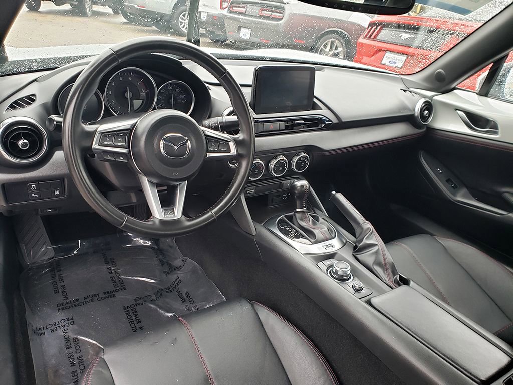Used 2018 MAZDA MX-5 Miata RF Grand Touring image 11