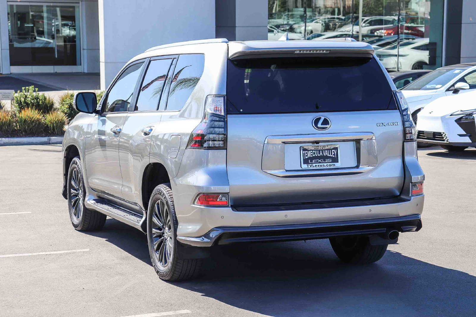 Certified 2023 Lexus GX 460 Premium w/ Accessory Package AWD/4WD image 4