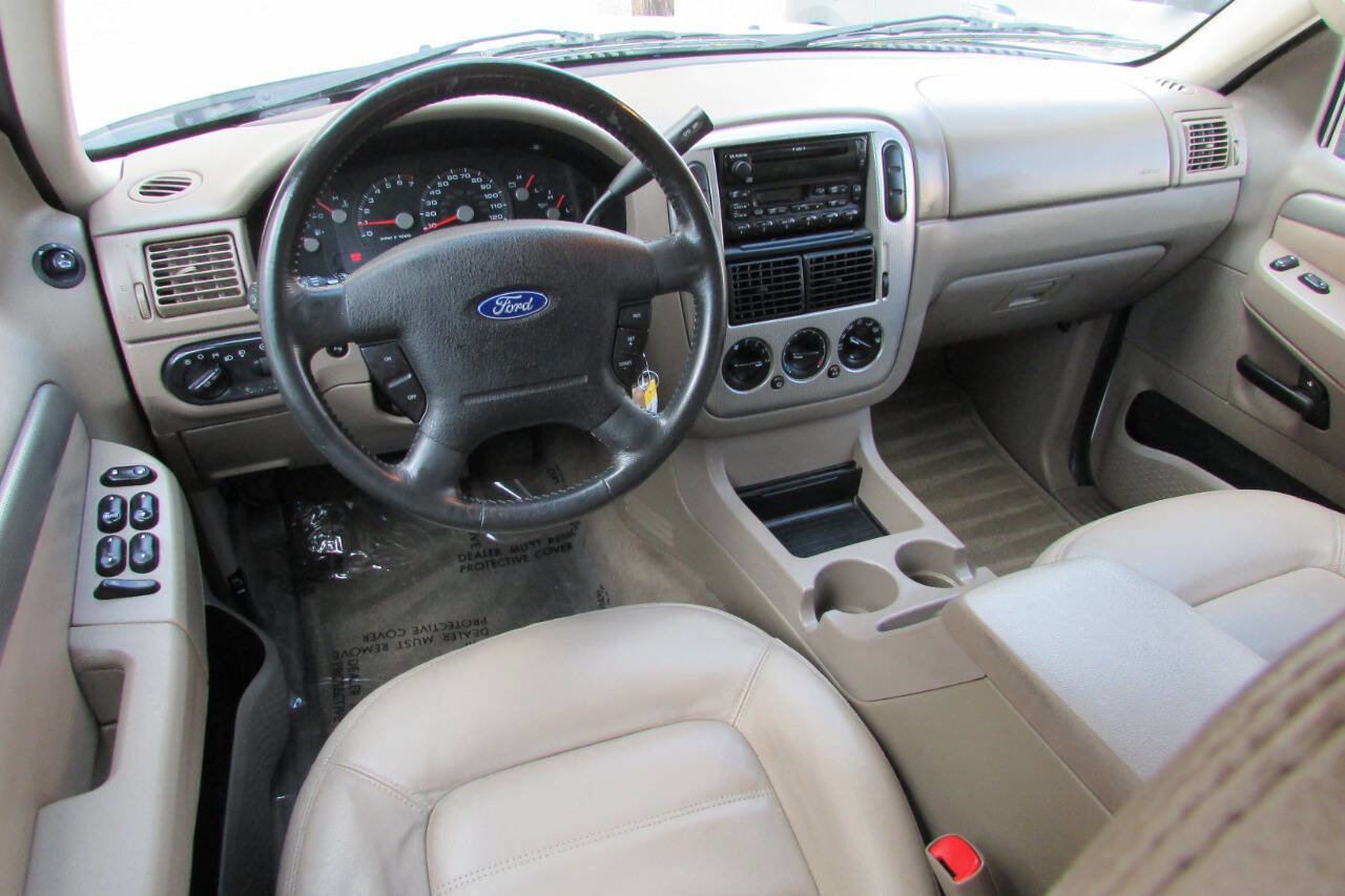 Used 2003 Ford Explorer Sport XLT image 27
