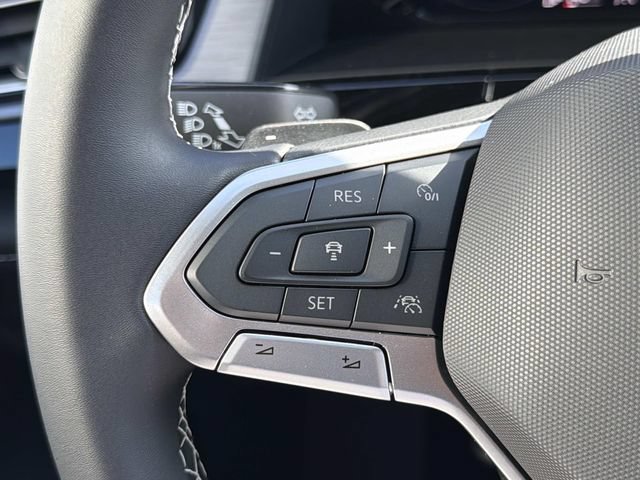 New 2026 Volkswagen Atlas Cross Sport SE FWD image 18