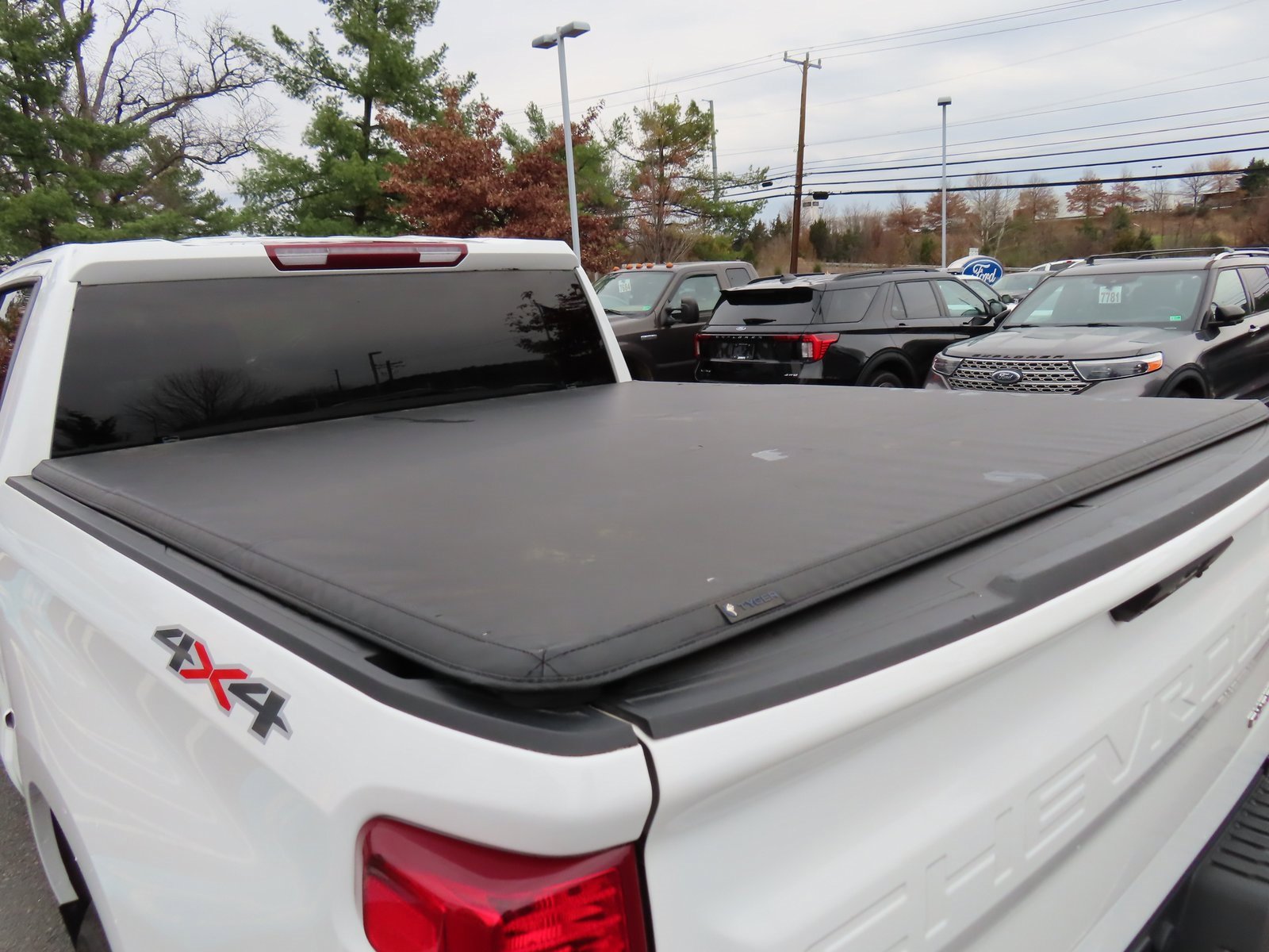 Used 2022 Chevrolet Silverado 1500 Custom image 10