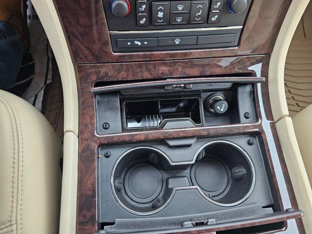 Used 2007 Cadillac Escalade EXT w/ Information Package image 19