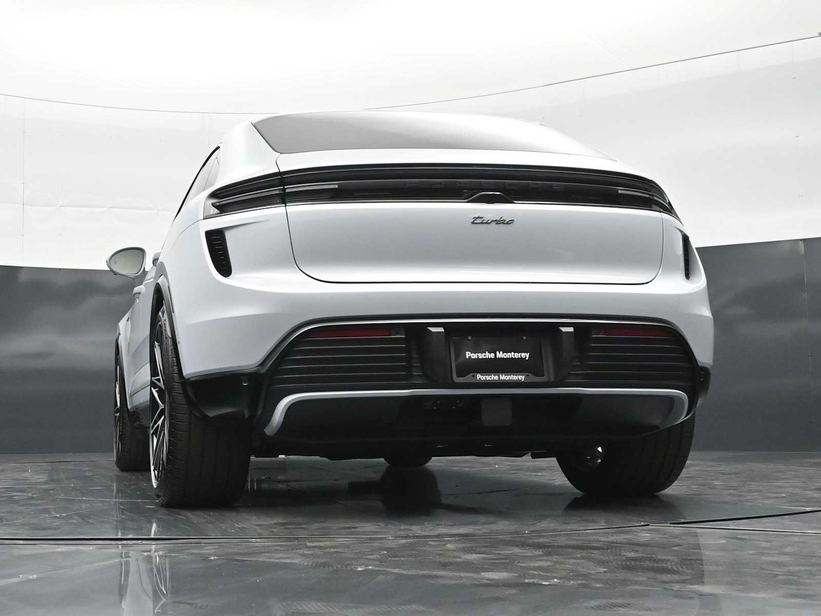 New 2026 Porsche Macan Turbo Electric AWD/4WD image 45