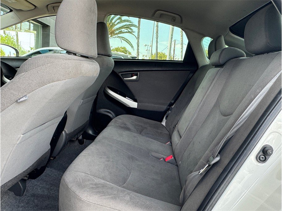 Used 2014 Toyota Prius Two FWD image 19