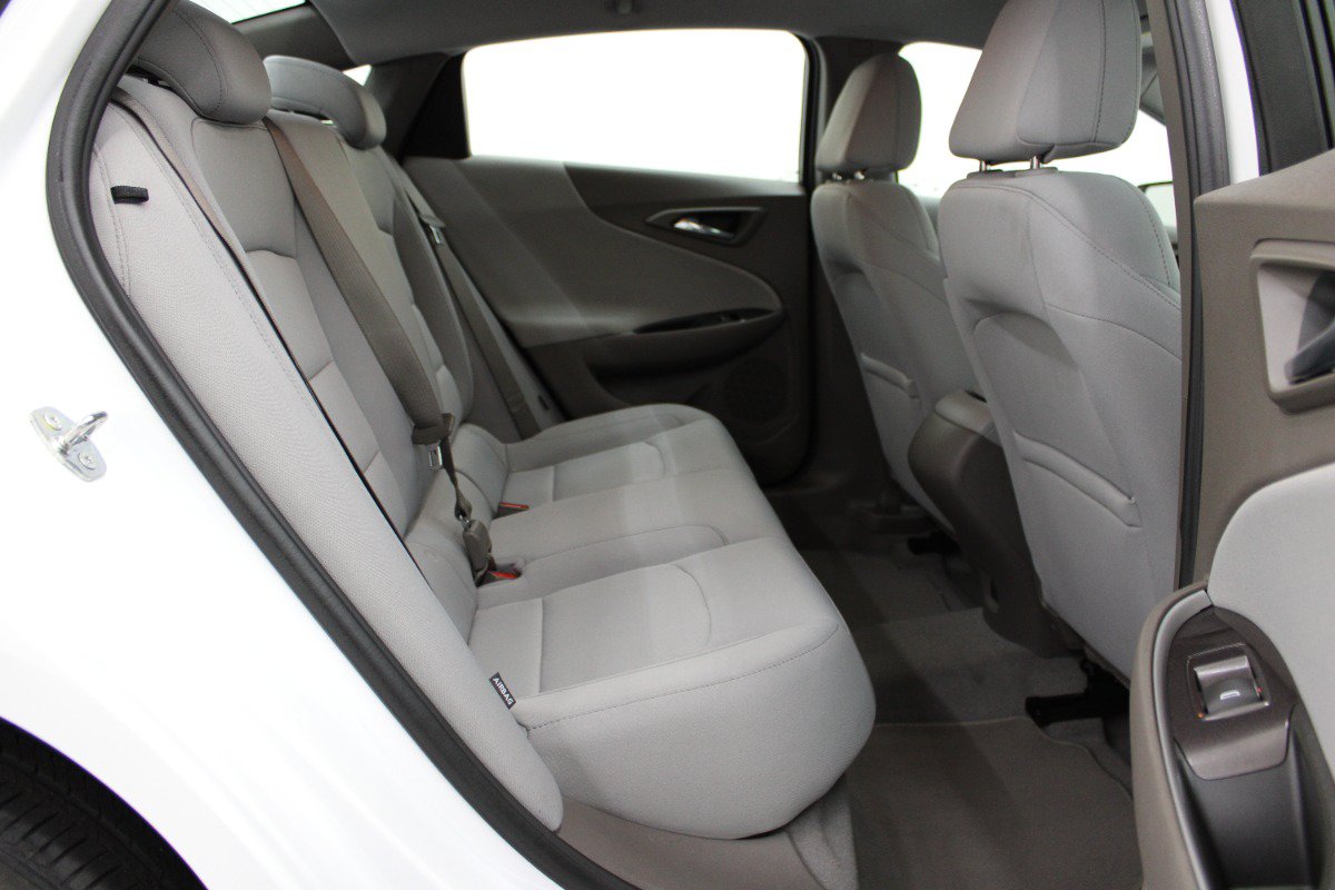 Used 2022 Chevrolet Malibu LS FWD image 11