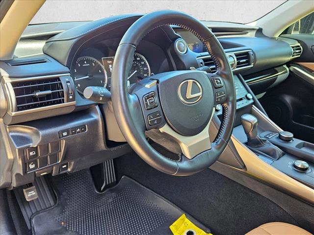 Used 2020 Lexus IS 300 image 10