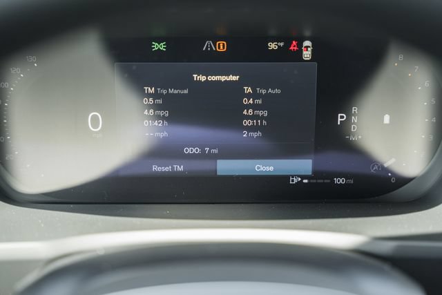 New 2026 Volvo XC90 B6 Plus w/ Protection Package Premier AWD/4WD image 45