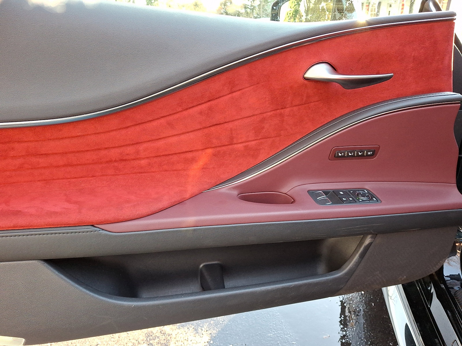 Certified 2023 Lexus LC 500 Coupe w/ Performance Package image 12