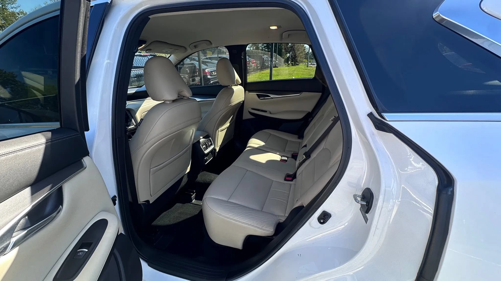 Used 2019 INFINITI QX50 Pure AWD/4WD image 23