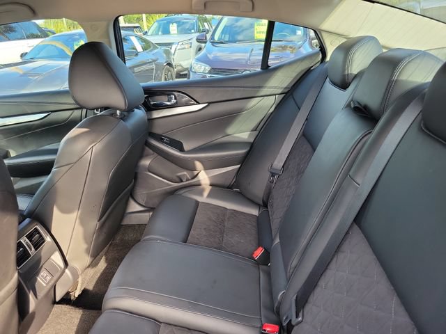 Used 2018 Nissan Maxima SR w/ Midnight Edition FWD image 11